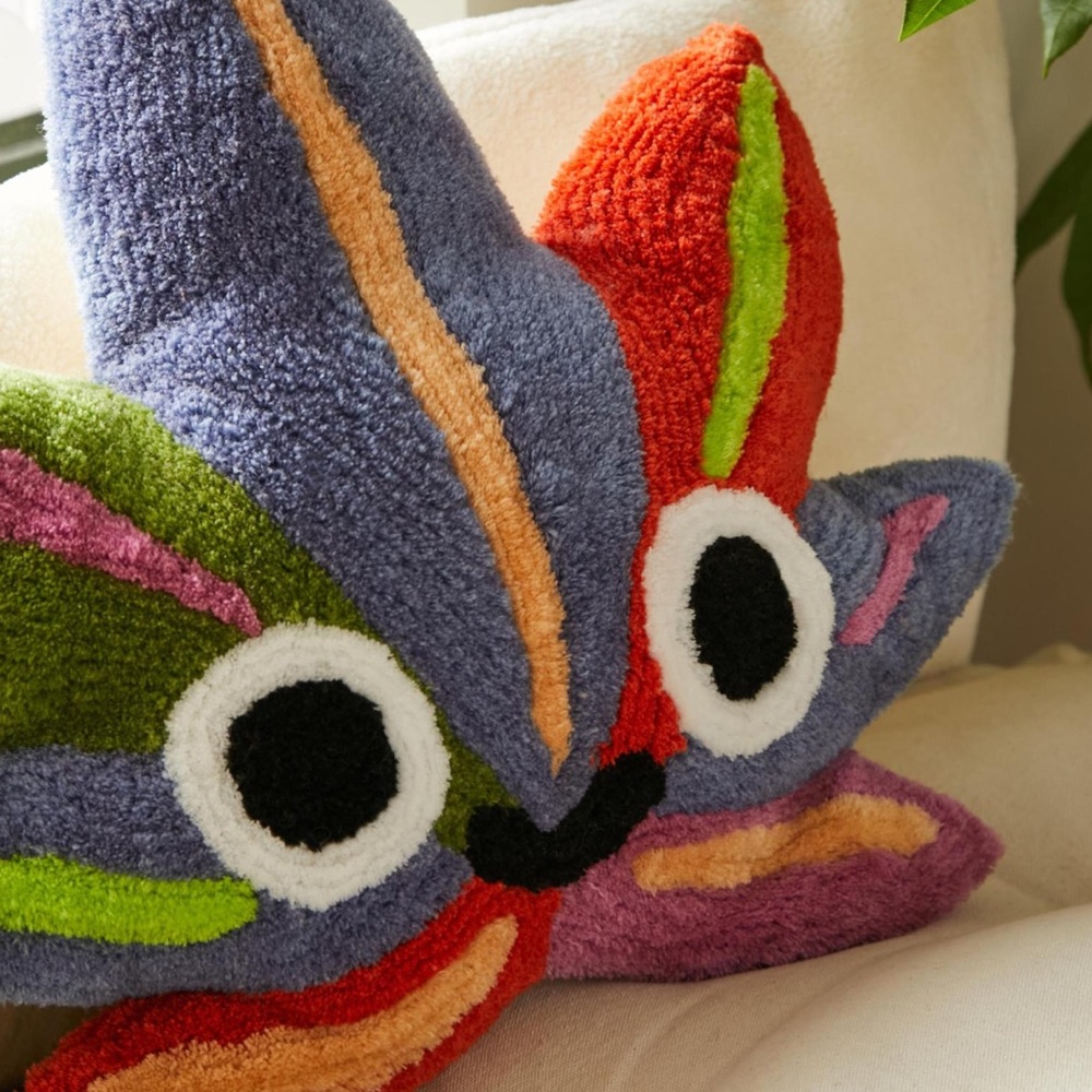 Urban outfitters pillow leaf